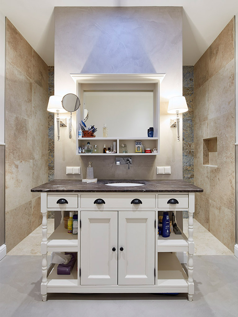 Keradesign-Exklusiv-Badezimmer-komplette-Verfliesung